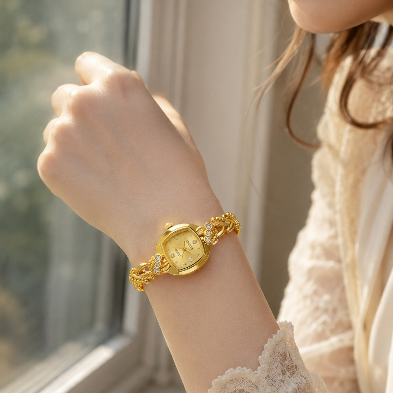 Jewelry Watches Brands - นาฬิกาข้อมือแฟชั่นผู้หญิง ดีไซน์หรูหรา ประดับเพชร พลอยเทียม สายแบบเกลียว ตัวเรือนทอง