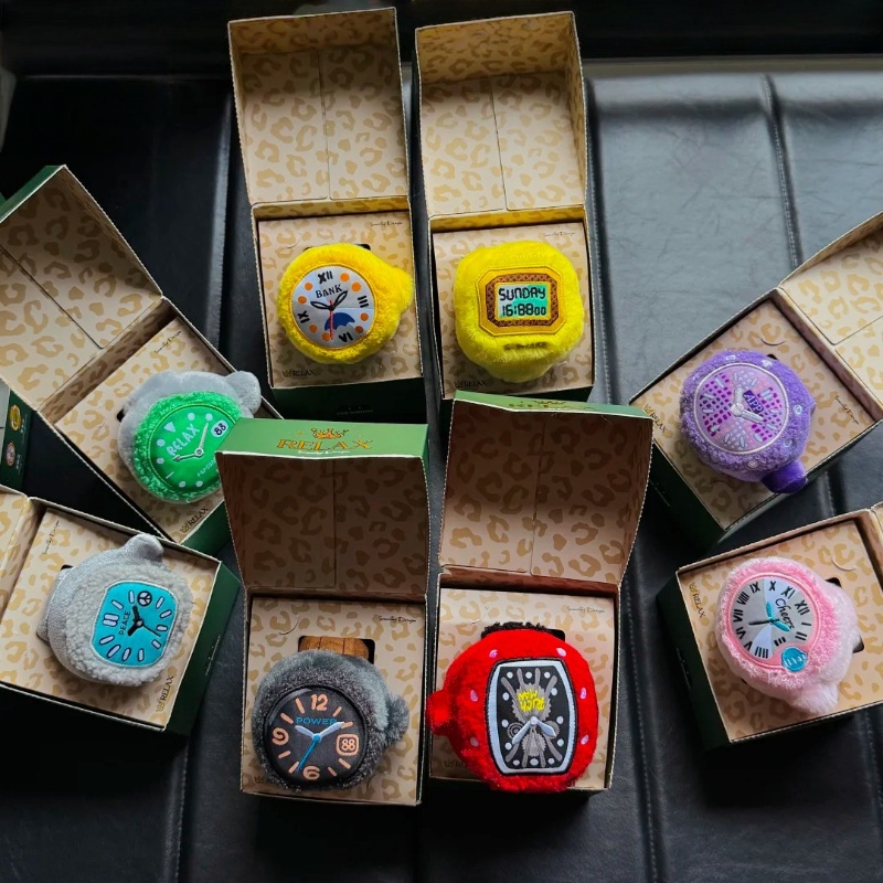ในสต็อก Pop Sunday Plush Relax - Jewelry And Watches Box บทวิจารณ์และราคา
